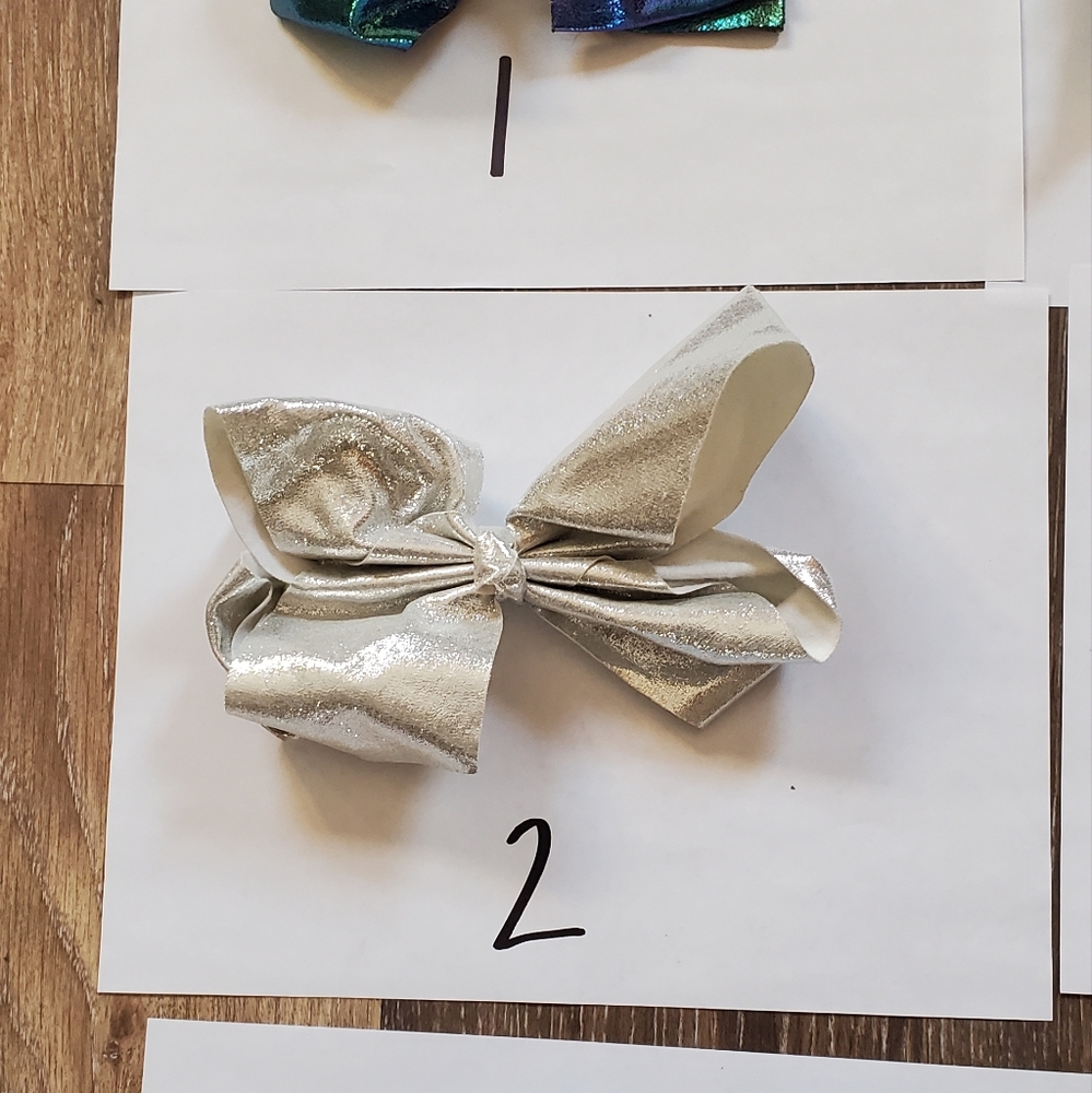 Jojo siwa bows